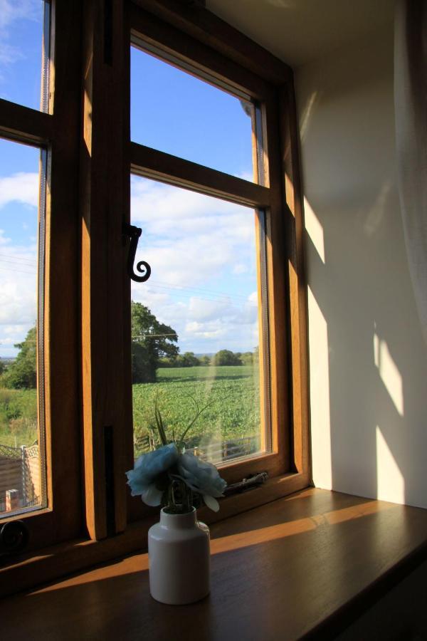 The Granary Self Catering Cottage Shrewsbury Exterior photo